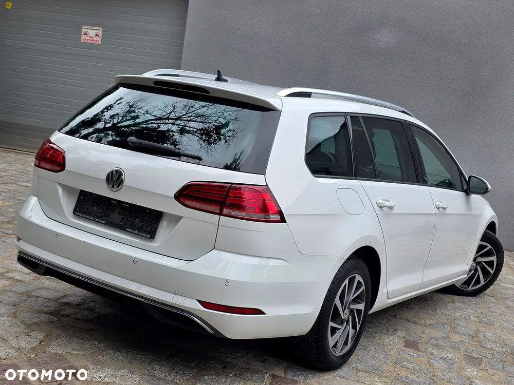 Volkswagen Golf 2.0 TDI Sound - 17