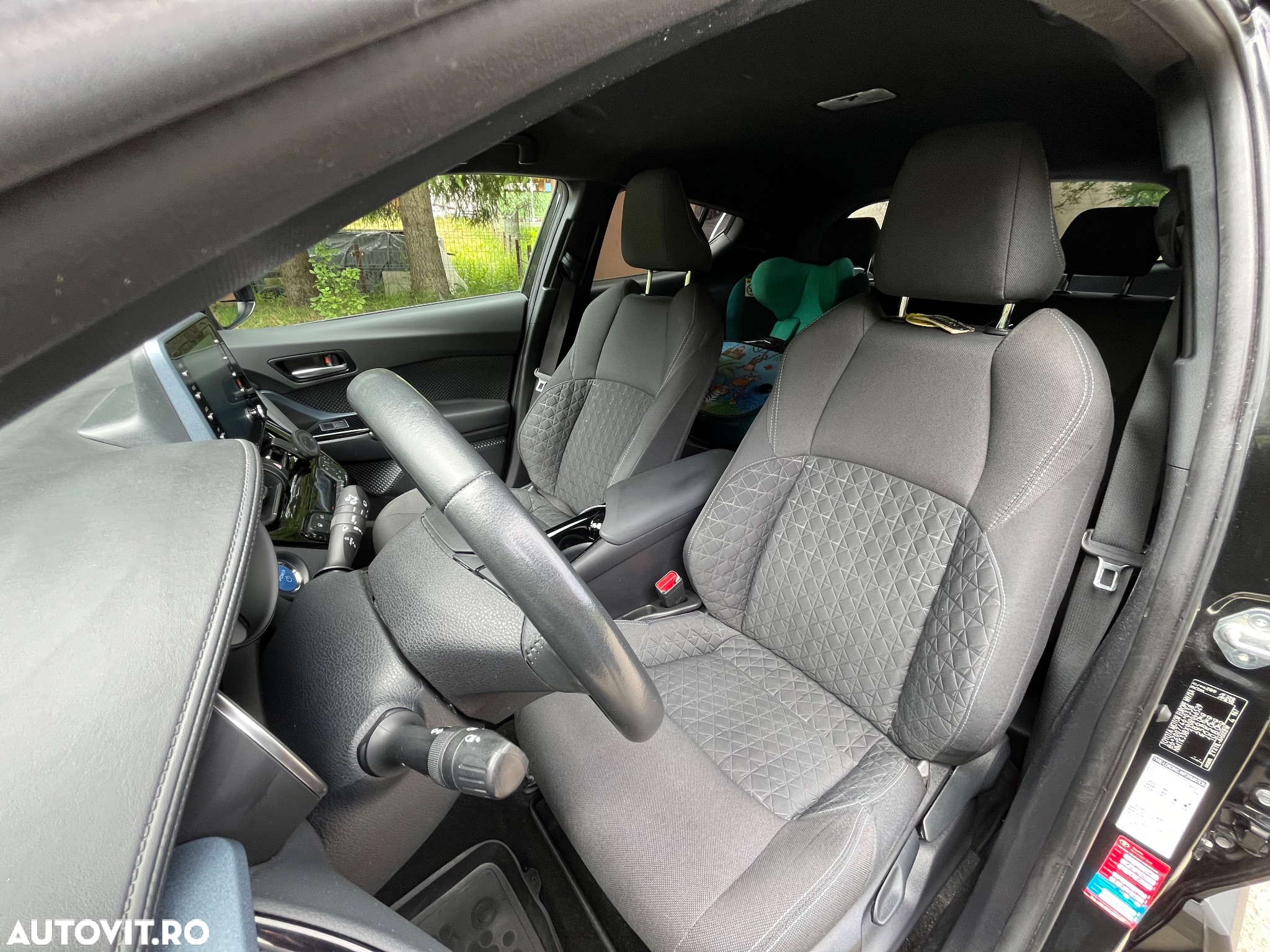 Toyota C-HR 1.8 HSD 122 CP 4x2 CVT C-ult Style - 10