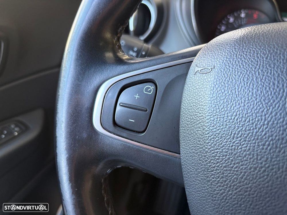 Renault Captur 1.5 dCi Exclusive - 10