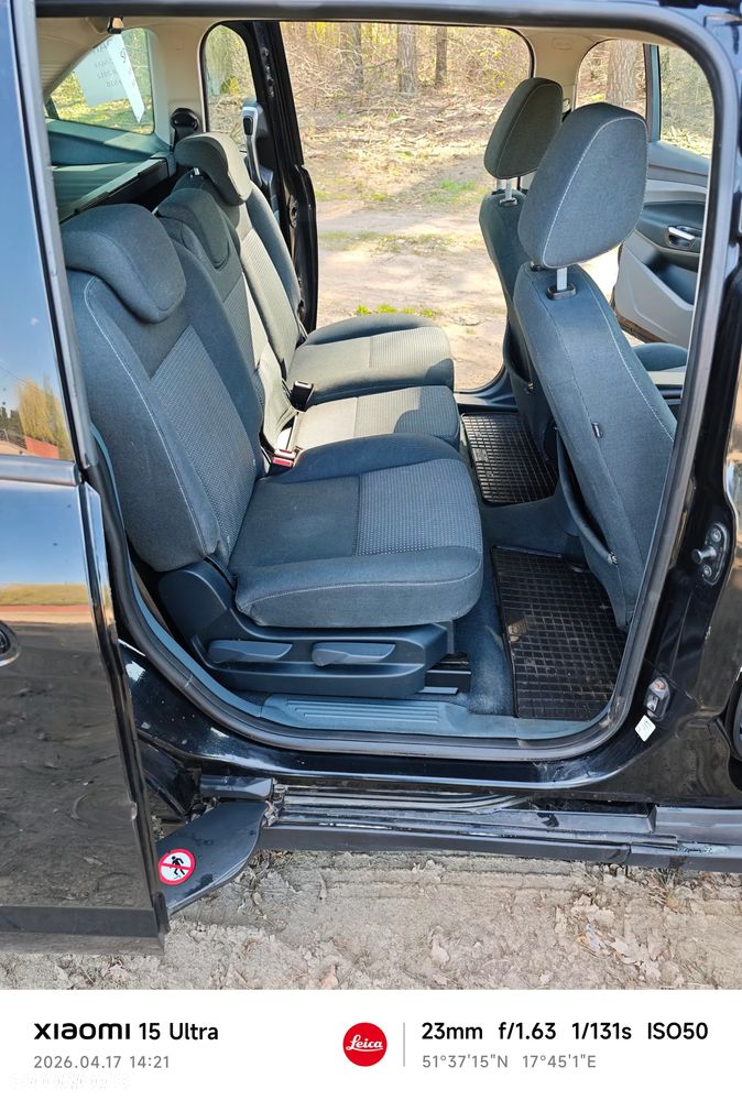Ford Grand C-MAX - 10