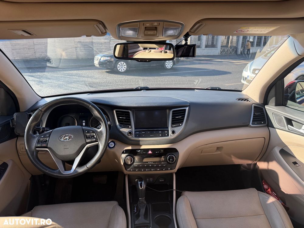 Hyundai Tucson 2.0 CRDI 4WD 6AT Luxury+ - 13