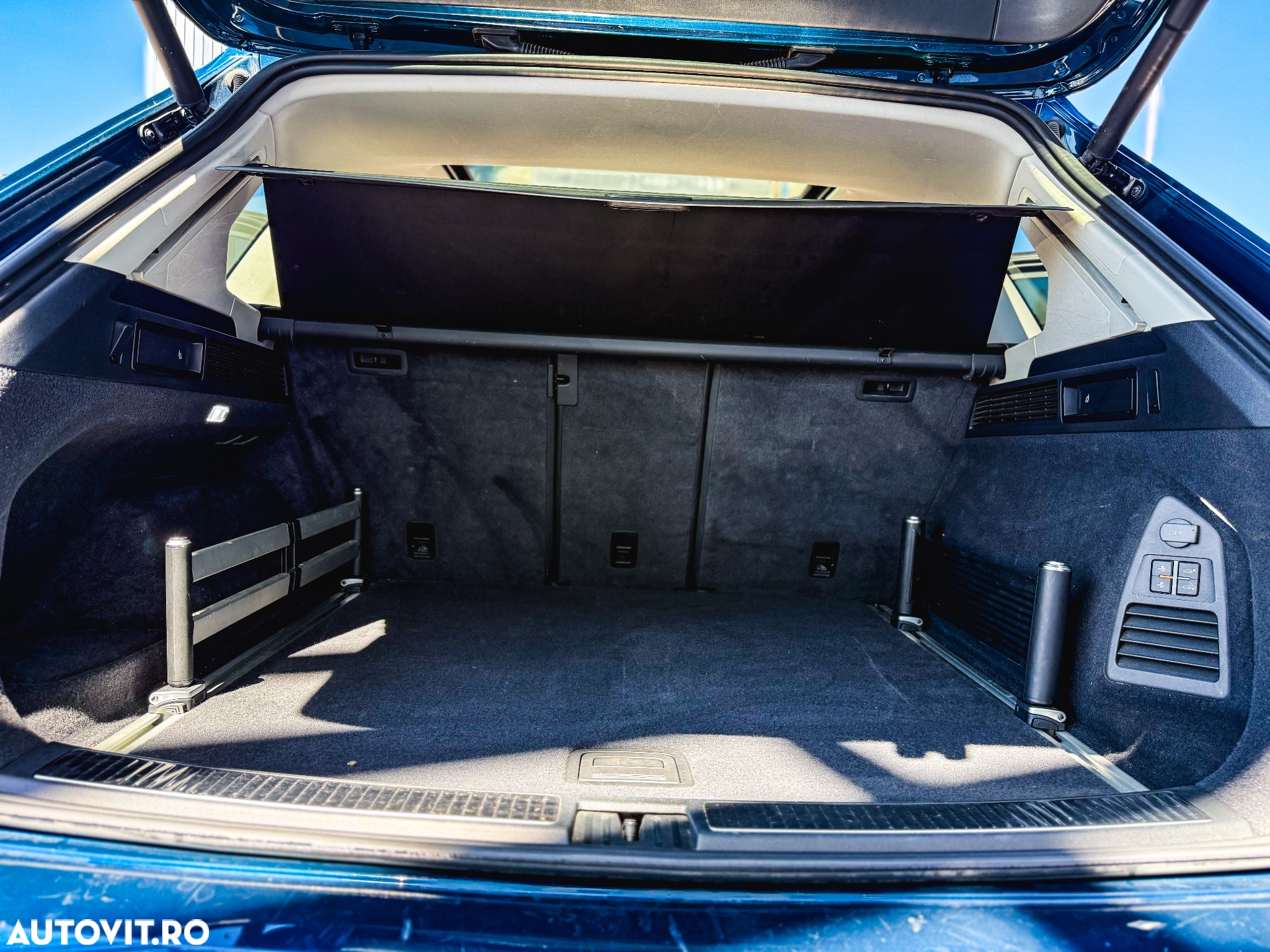 Volkswagen Touareg V6 TDI Elegance - 21
