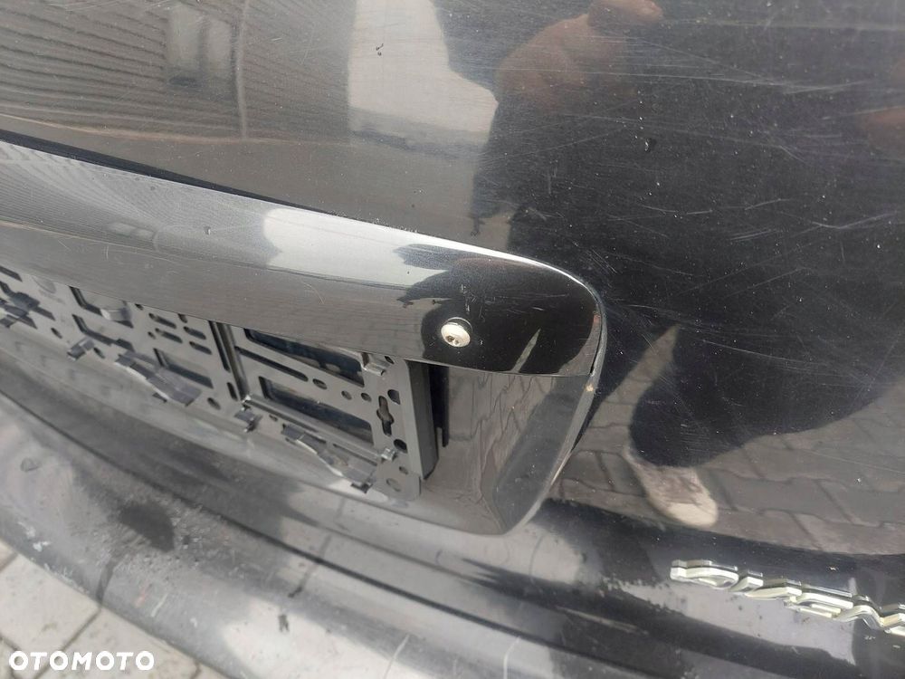 KOMPLETNY TYŁ KLAPA ZDERZAK LAMPA TOYOTA AVENSIS T25 KOMBI 209 - 9