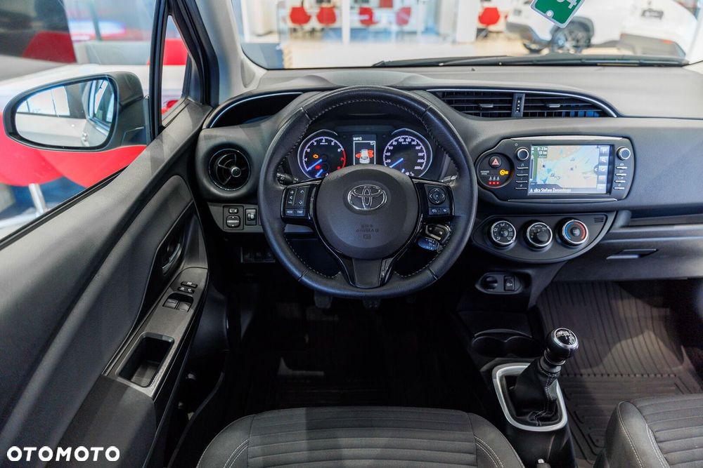 Toyota Yaris - 8