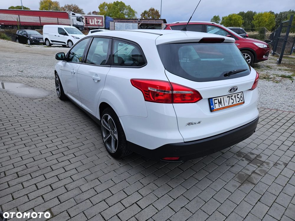 Ford Focus 1.5 TDCi Trend Sport ASS - 11