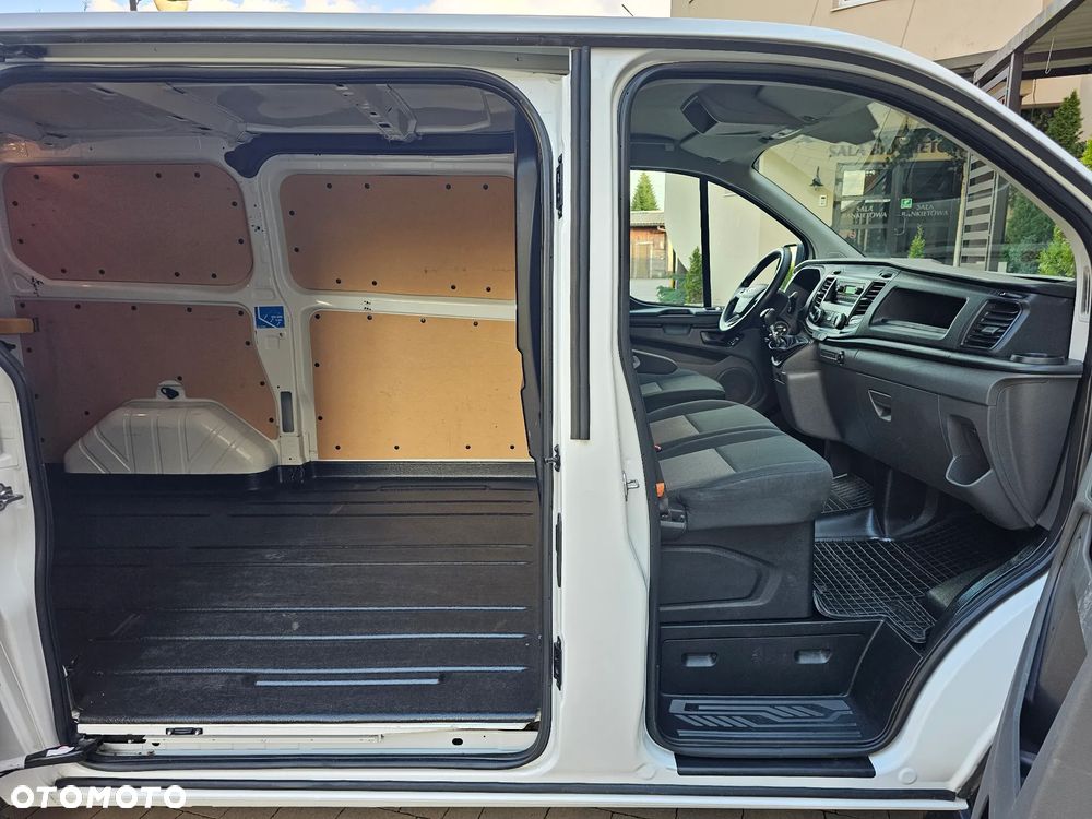 Ford Transit Custom - 5