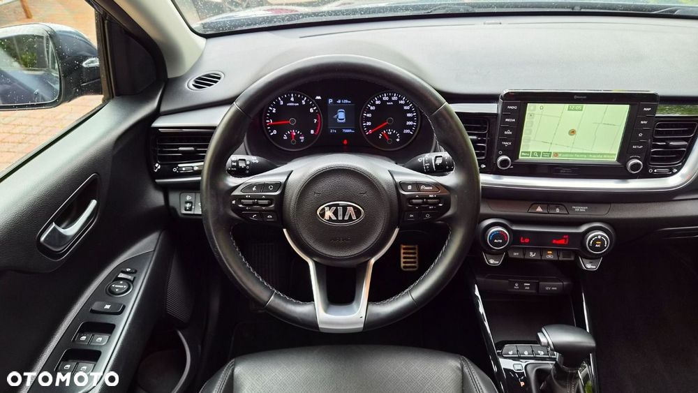 Kia Stonic - 12