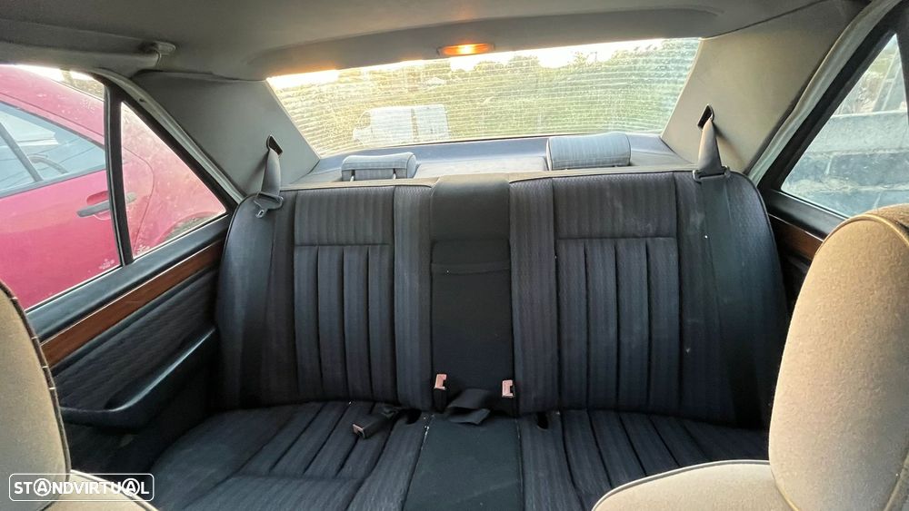 Mercedes-Benz W124 (1984-1997) 200 TD - 14