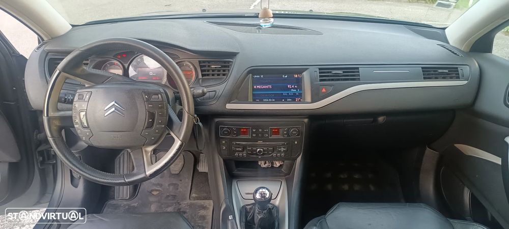 Citroën C5 1.6 HDi Séduction - 4