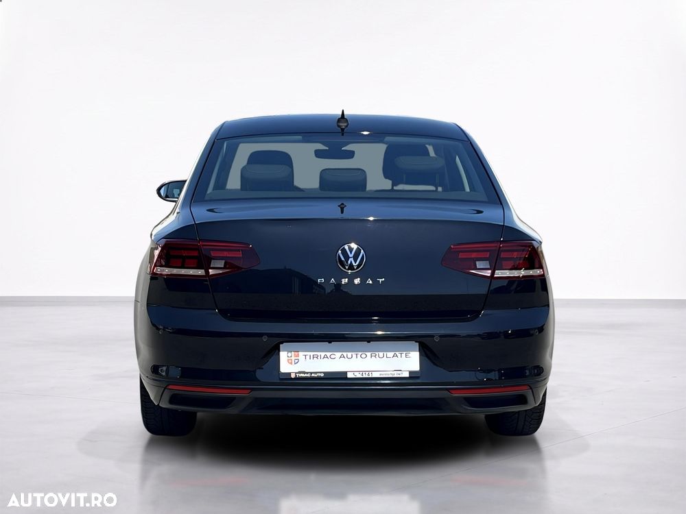 Volkswagen Passat 2.0 TDI DSG Comfortline - 5