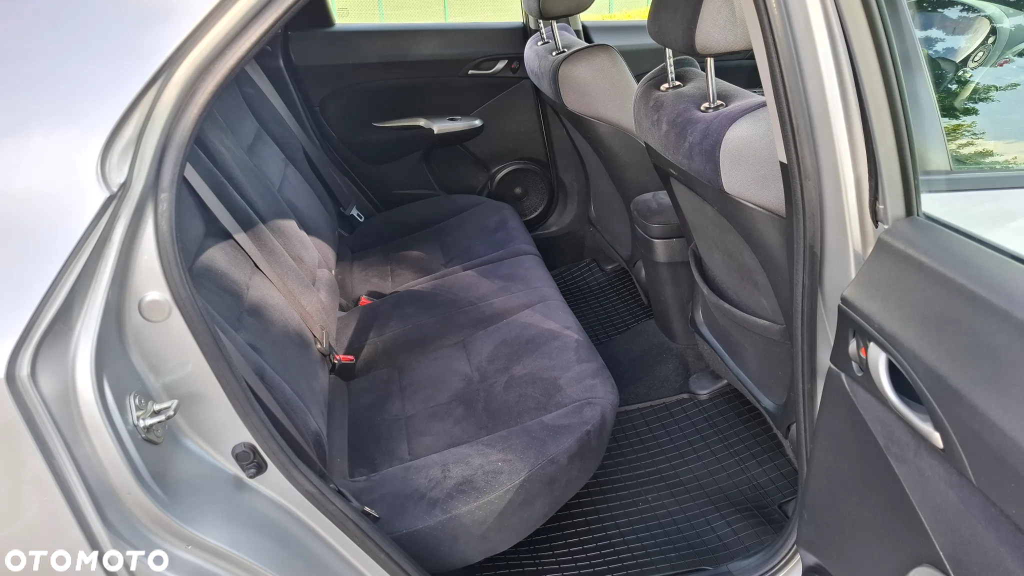 Honda Civic 1.8 Sport - 12