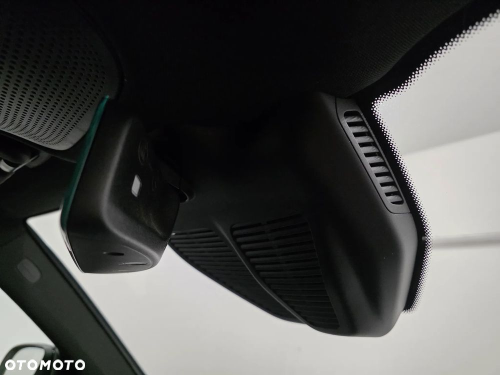 Mercedes-Benz GLC 300 de 4Matic 9G-TRONIC AMG Line Plus - 29