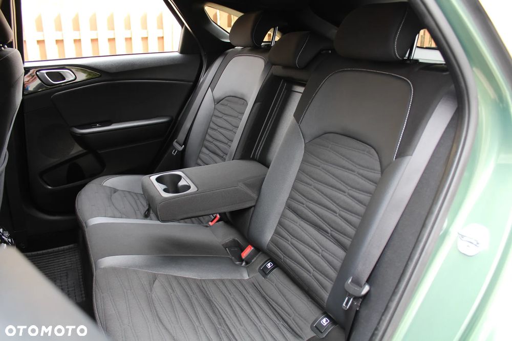 Kia ProCeed 1.5 T-GDI GT Line - 22