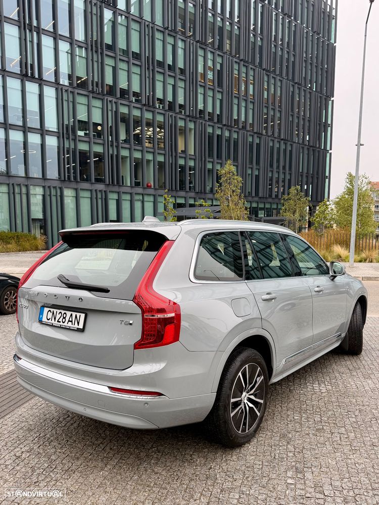 Volvo XC 90 T8 AWD Core - 12