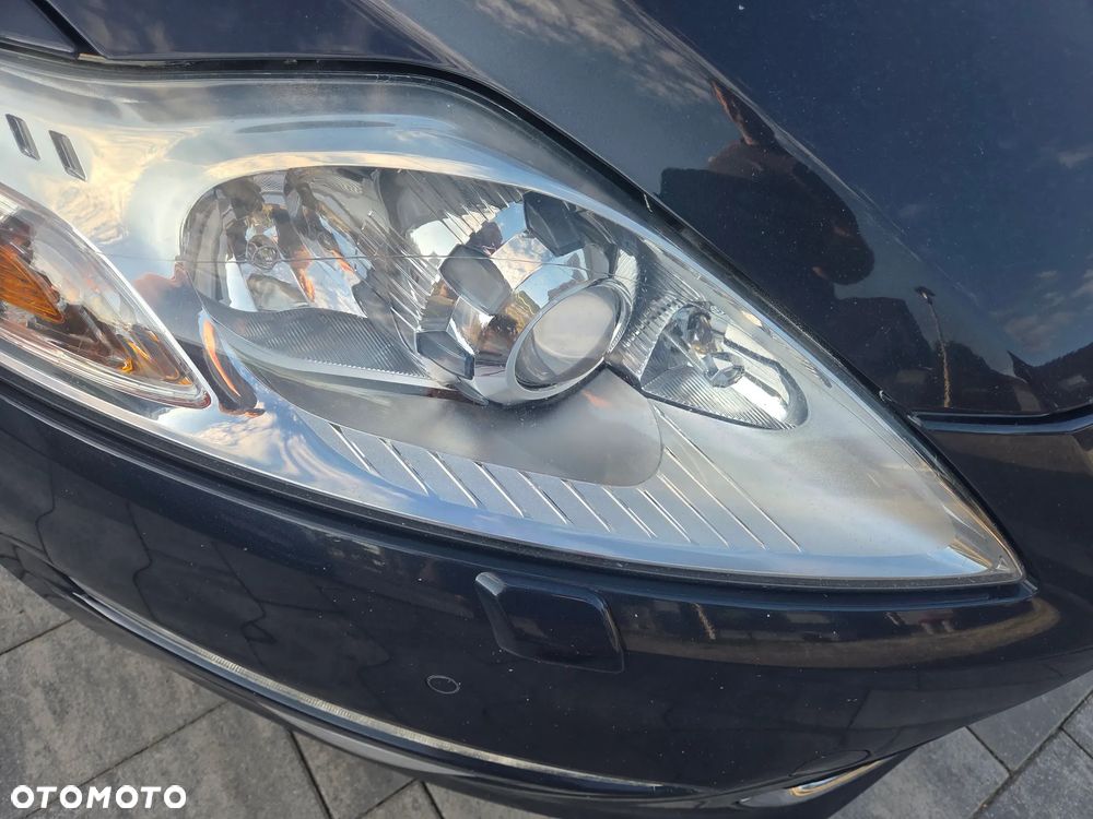 Ford Mondeo 2.0 TDCi Gold X - 4