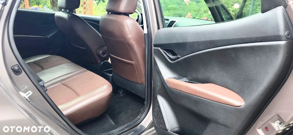 Hyundai ix20 1.6 Premium - 16