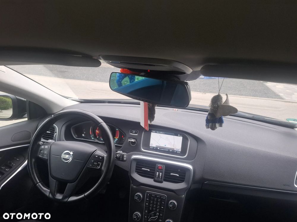 Volvo V40 D2 Kinetic - 12