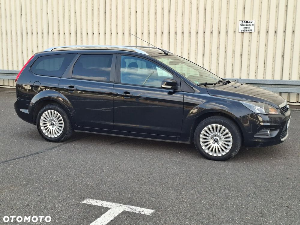 Ford Focus 2.0 16V Titanium - 8