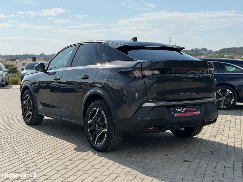 Peugeot 3008 1.6 Plug-in Hybrid Allure e-DCS7 - 2