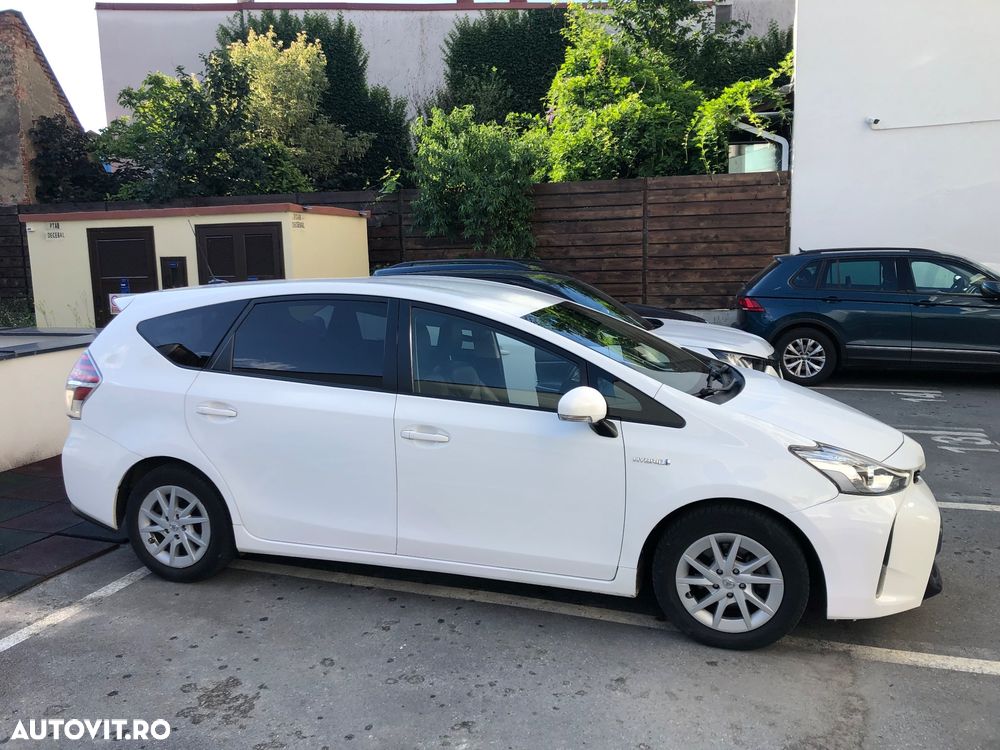 Toyota Prius+ (Hybrid) Executive - 4