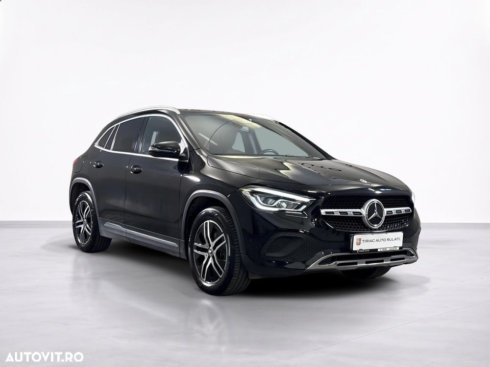 Mercedes-Benz GLA - 8