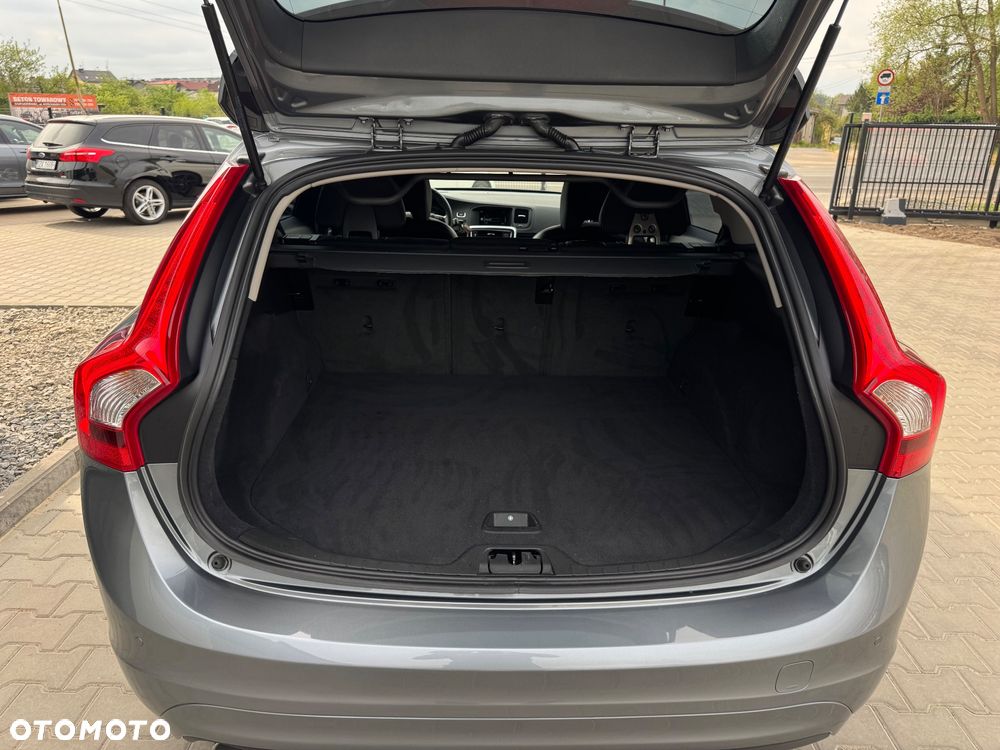 Volvo V60 D3 Drive-E Summum - 32