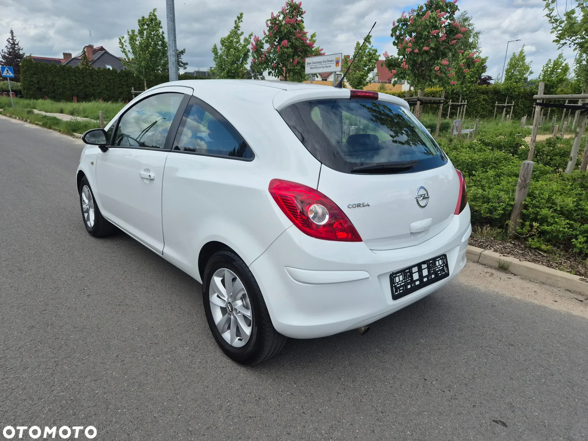 Opel Corsa 1.4 16V Navi - 3