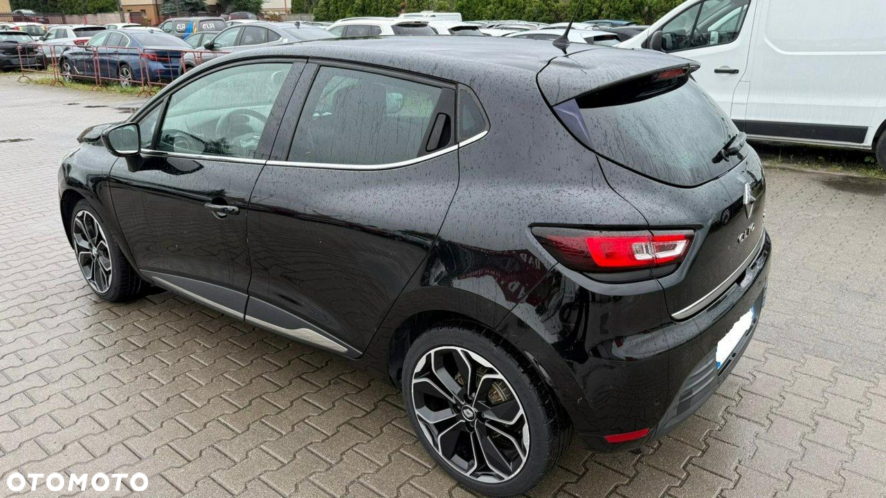 Renault Clio - 6