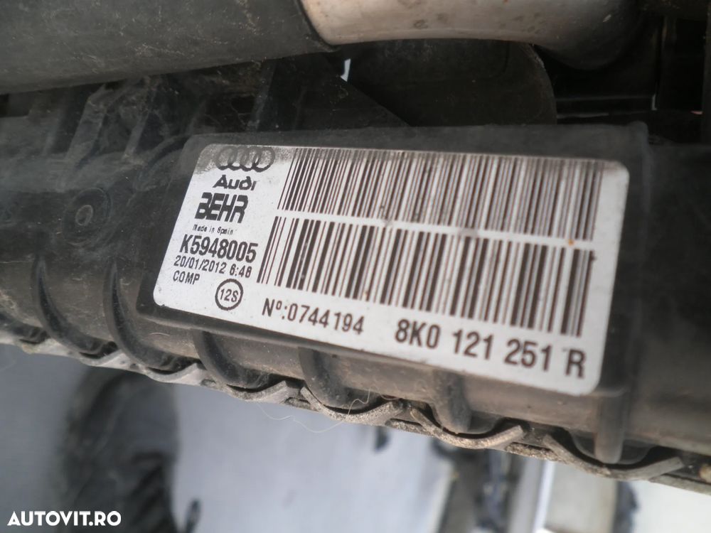 Radiator apa Audi A4 B8 facelift 2.0 TDI 8K0121251R - 2