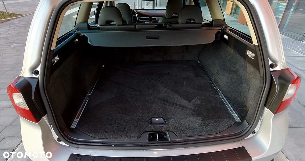 Volvo V70 2.4D Summum - 8
