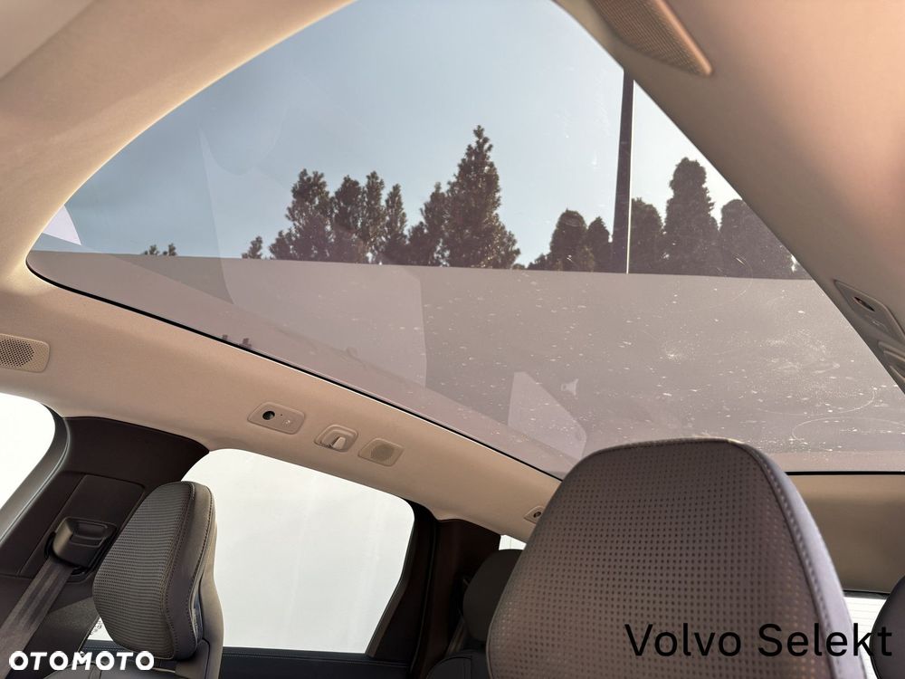 Volvo EX90 - 19