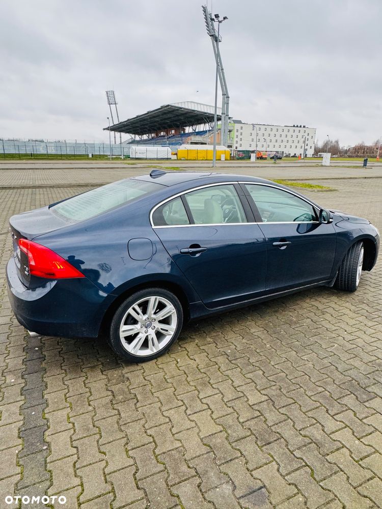 Volvo S60 - 5