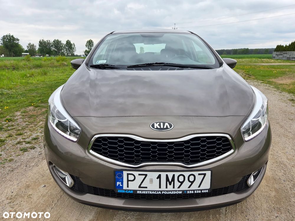 Kia Ceed 1.6 CRDi 128 Vision - 3