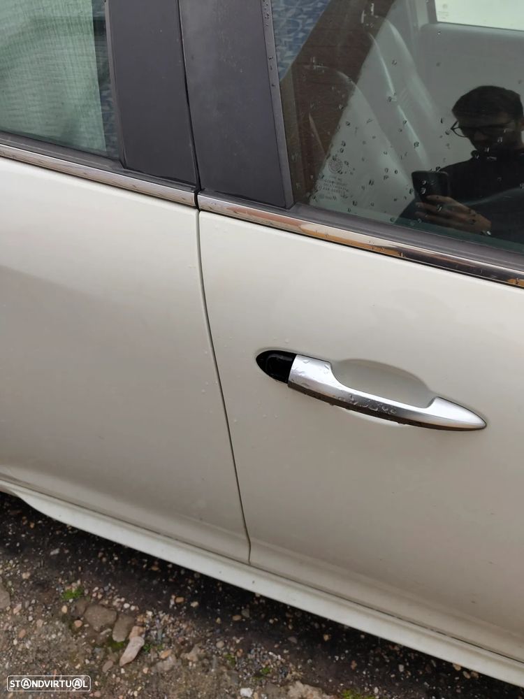 Alfa Romeo Giulietta 1.6 JTDm Progression - 4