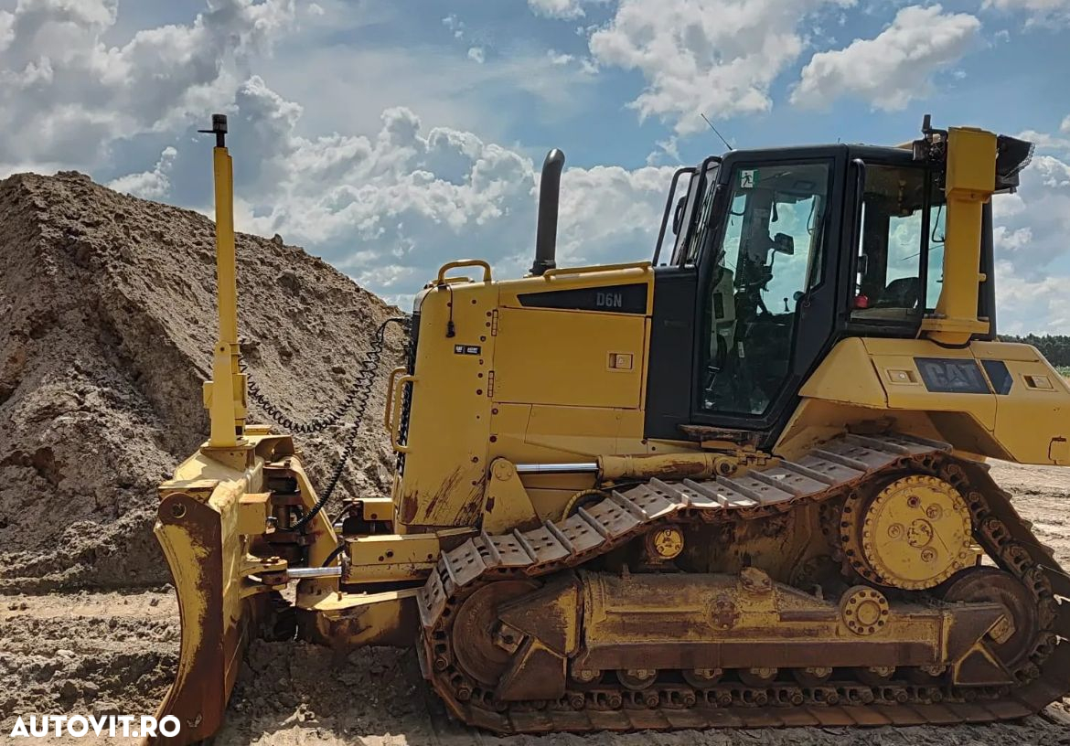 Caterpillar D6N XL Buldozer - 6