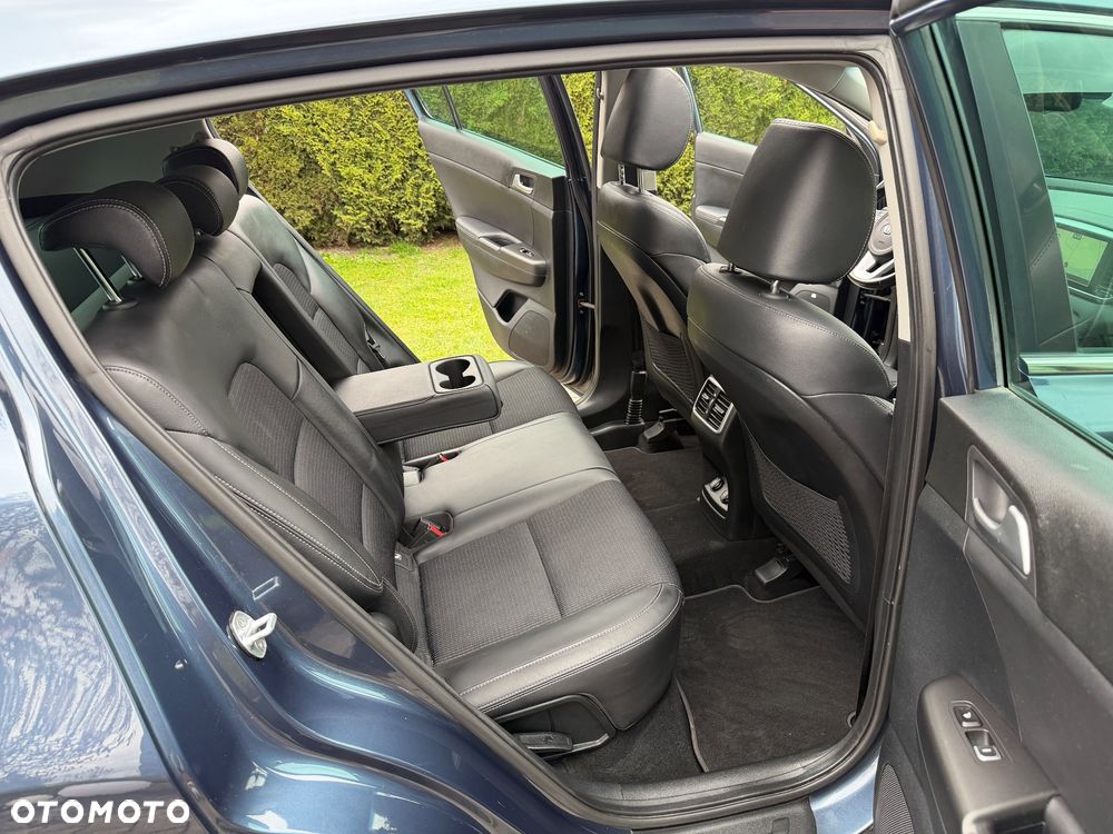 Kia Sportage 1.6 T-GDI 2WD Black Edition - 24