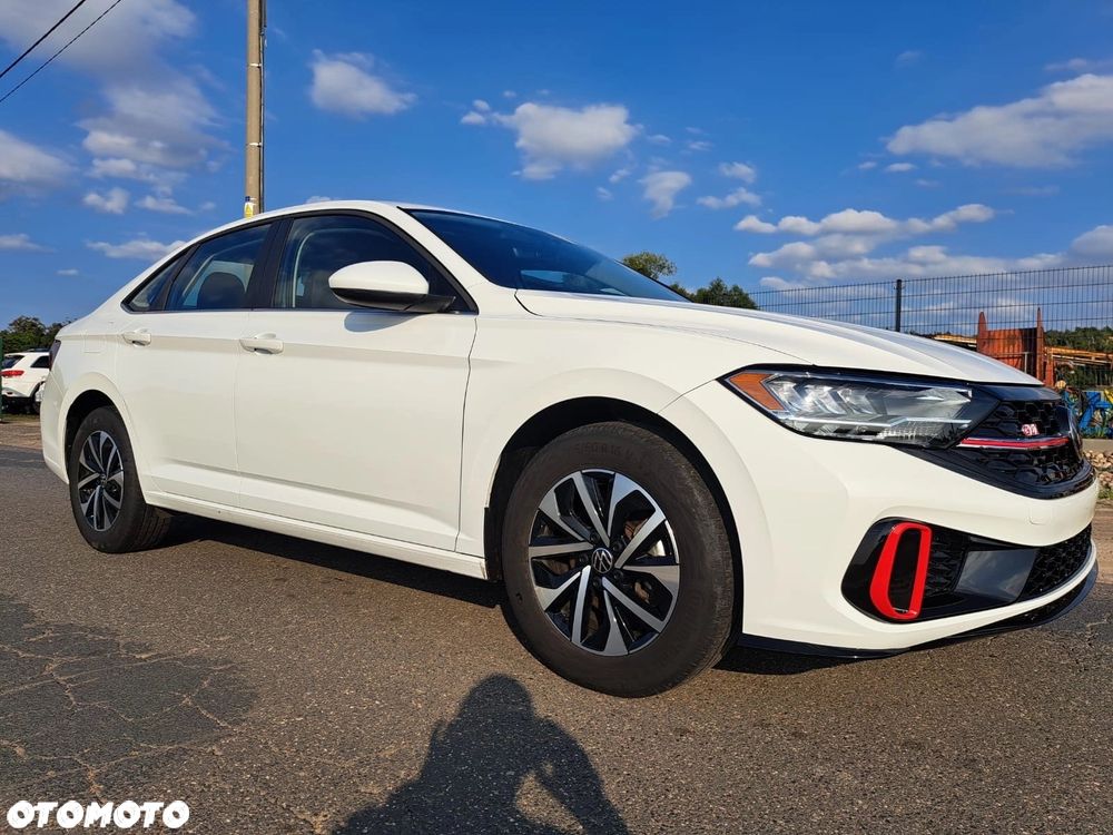 Volkswagen Jetta - 6