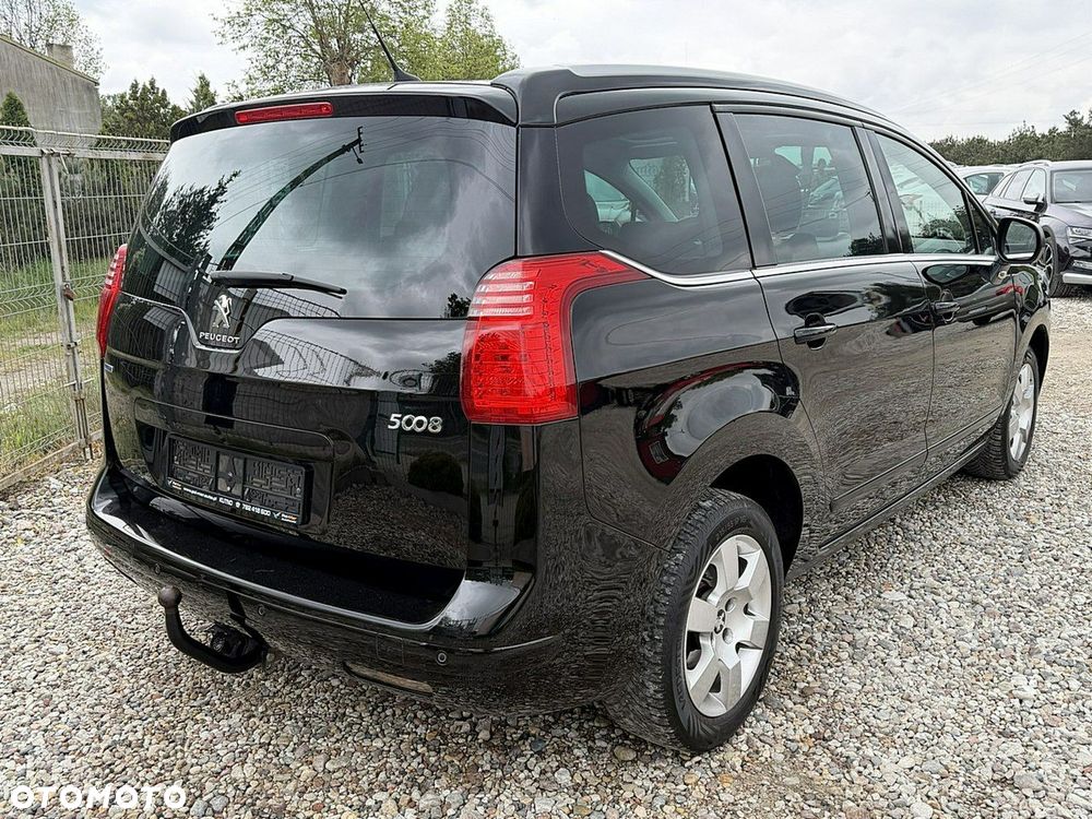 Peugeot 5008 - 5
