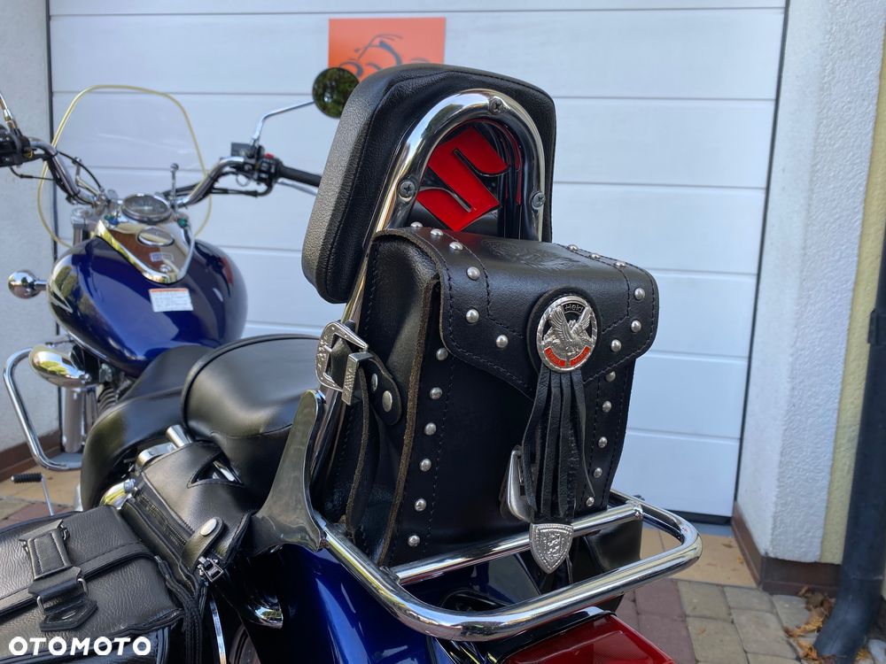 Suzuki Intruder - 27