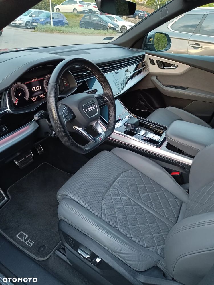 Audi Q8 - 24