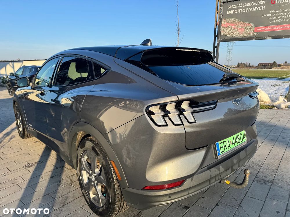 Ford Mustang Mach-E - 6