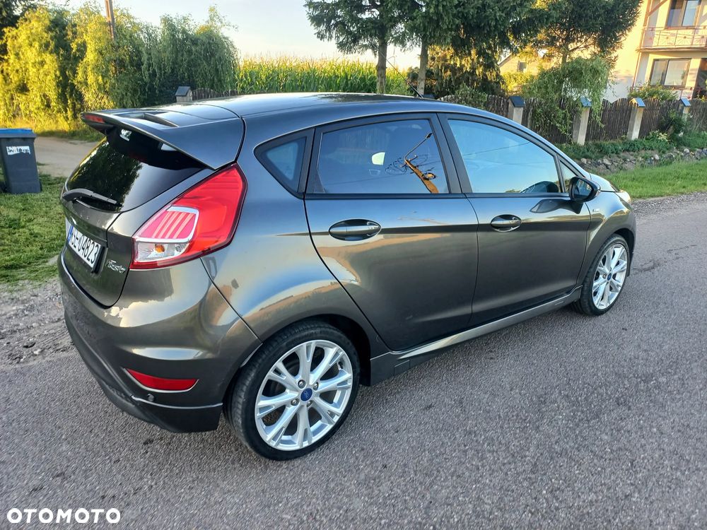Ford Fiesta - 11