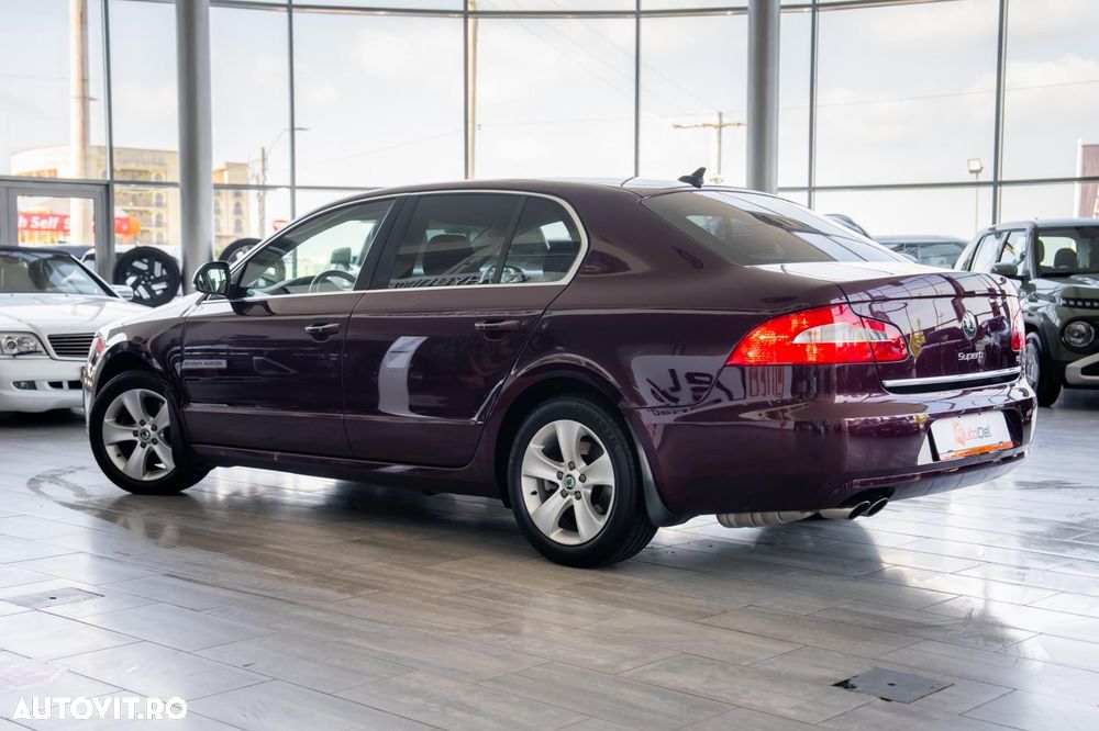 Skoda Superb 1.8 TSI Exclusive - 11