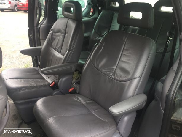 Chrysler Grand Voyager III 2.5 TD para peças - 8