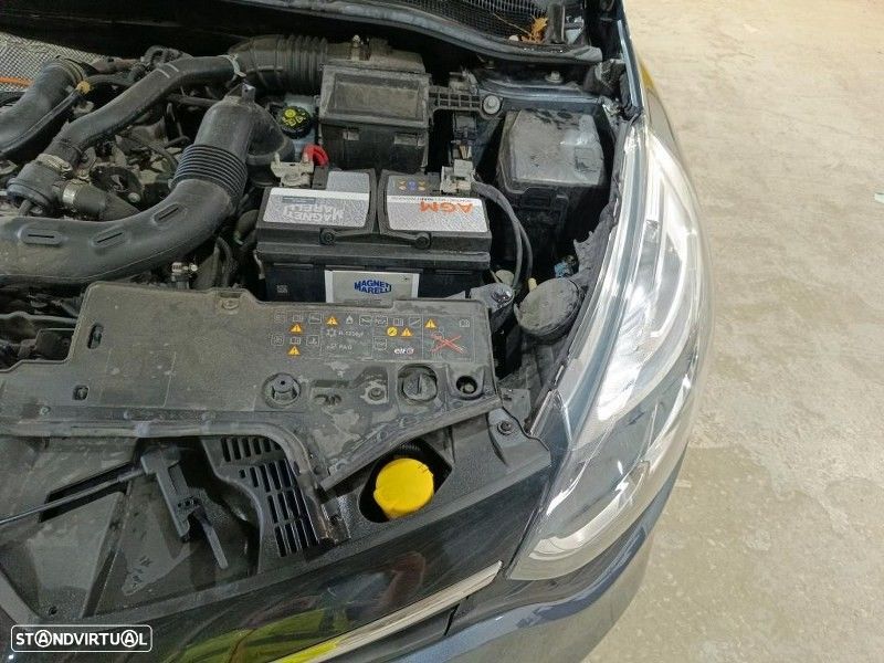 Renault Clio Sport Tourer 0.9 TCe Limited - 14