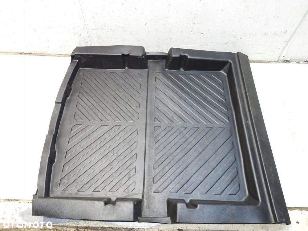 WKŁAD BAGAŻNIKA CHRYSLER 300C KOMBI 05000033 - 6