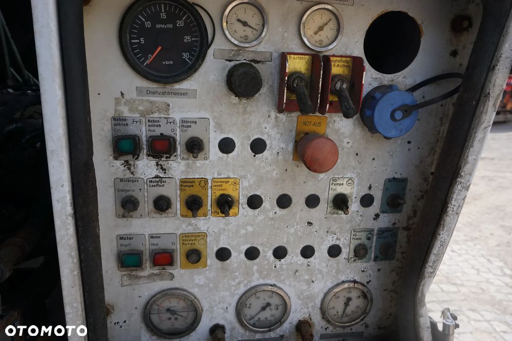 Mercedes-Benz 2536 WUKO Do czyszczenia kanałów - 15
