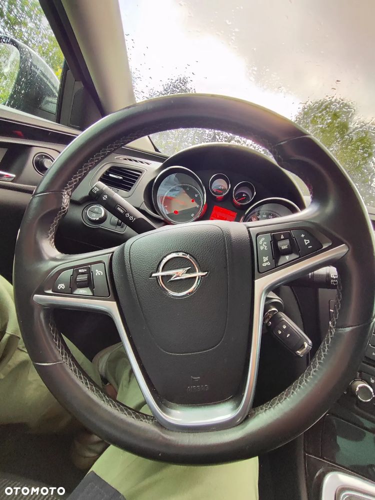 Opel Insignia - 18