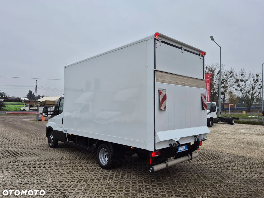 Iveco Daily 50C15 / 35C15 3.0HPi, kontener 8PAL, Winda 750KG - 8