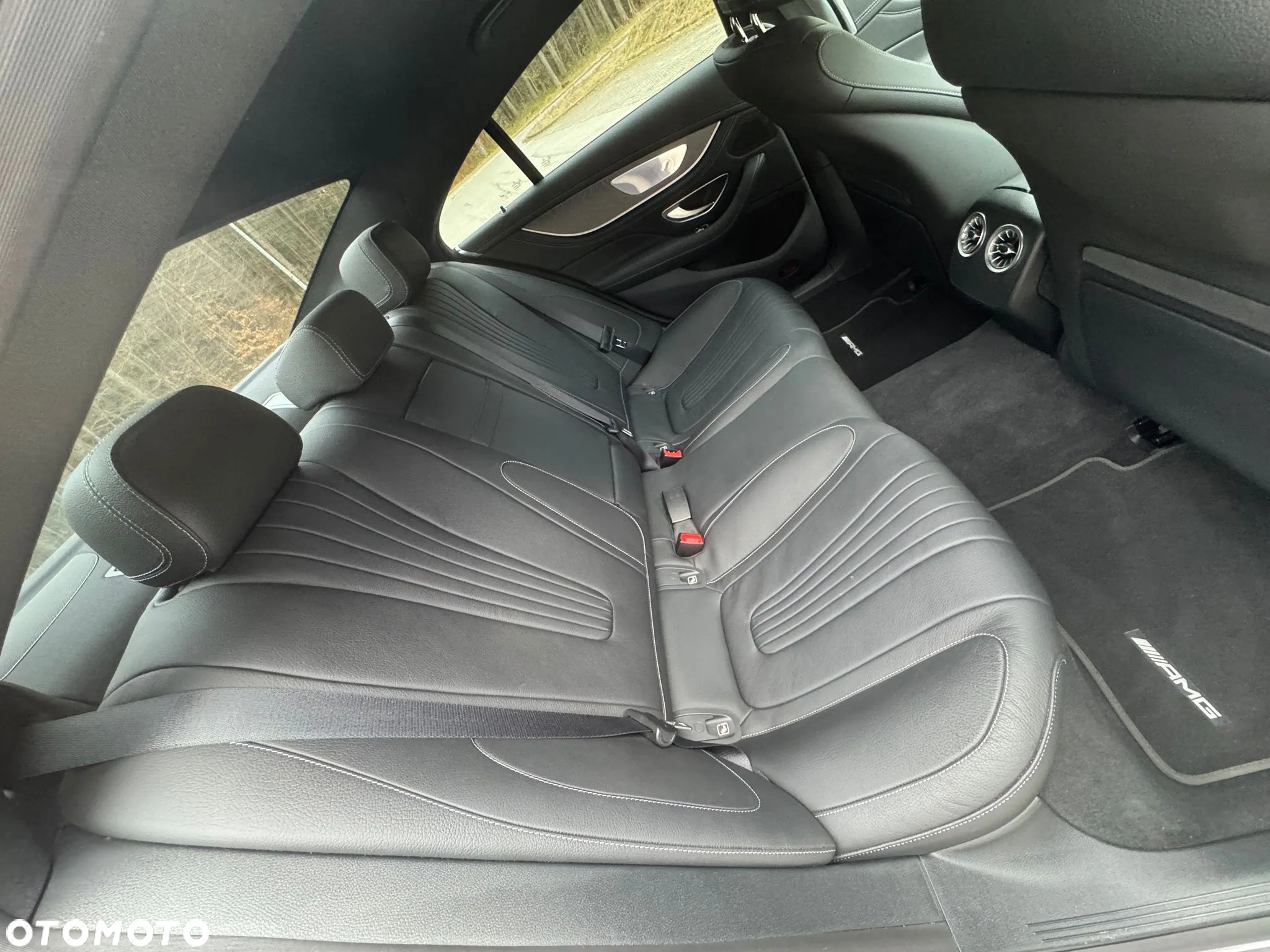 Mercedes-Benz CLS 400 d 4-Matic AMG - 17